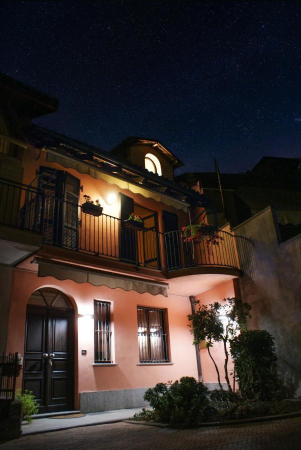 Casa Caroli, Charme E Comfort Nel Cuore Di Alba Exterior foto