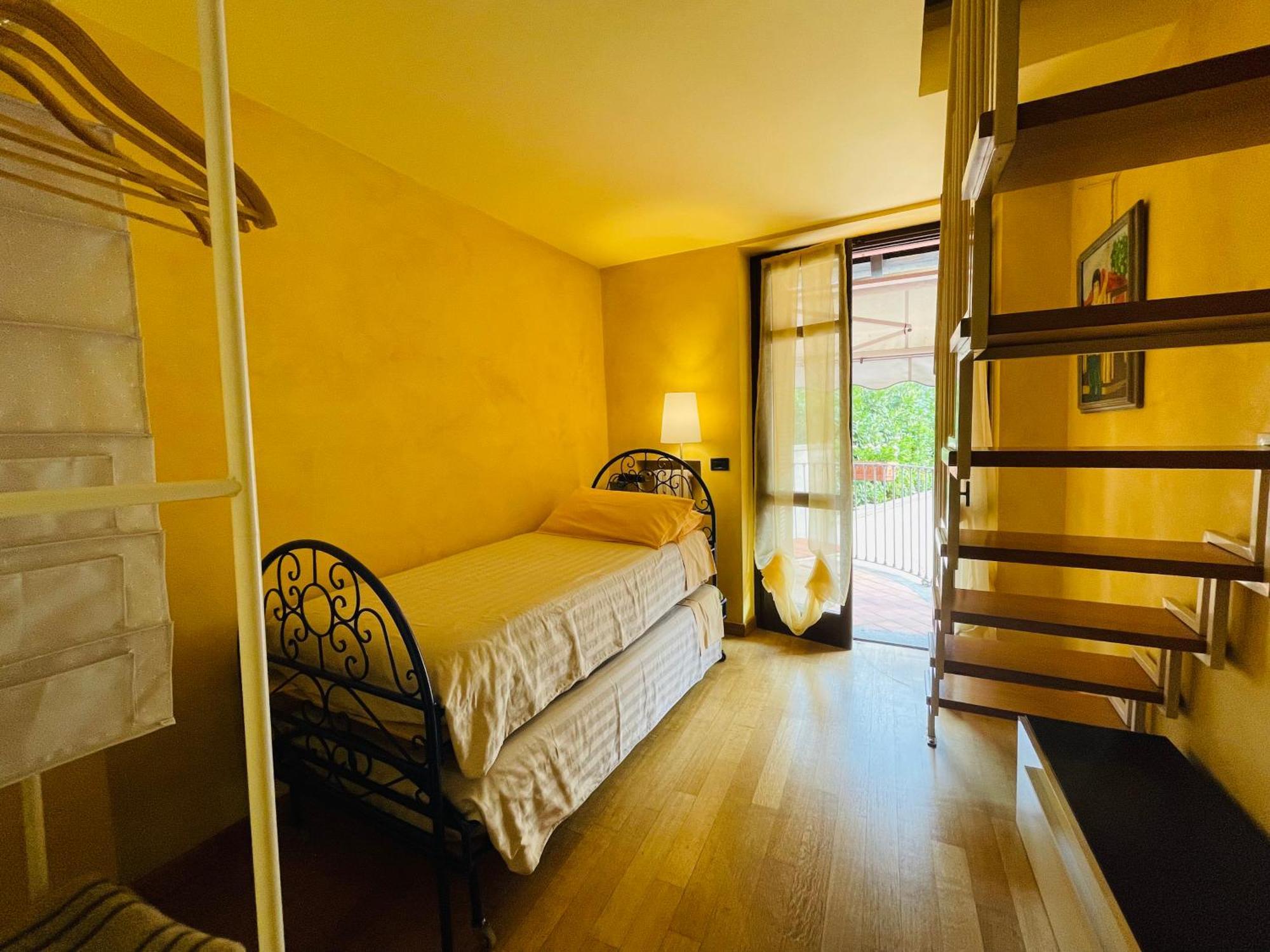 Casa Caroli, Charme E Comfort Nel Cuore Di Alba Exterior foto